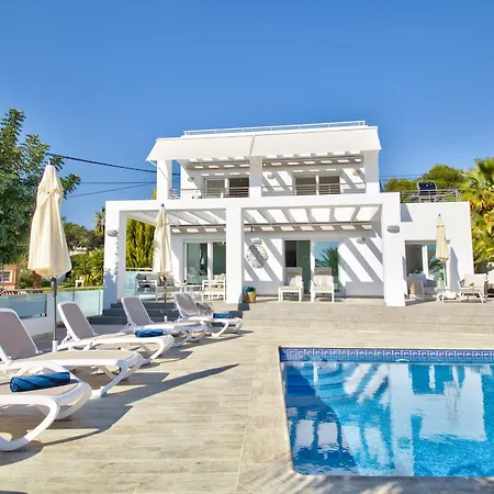 Villa Dakar - 5 Star Luxury - 8 Guests *