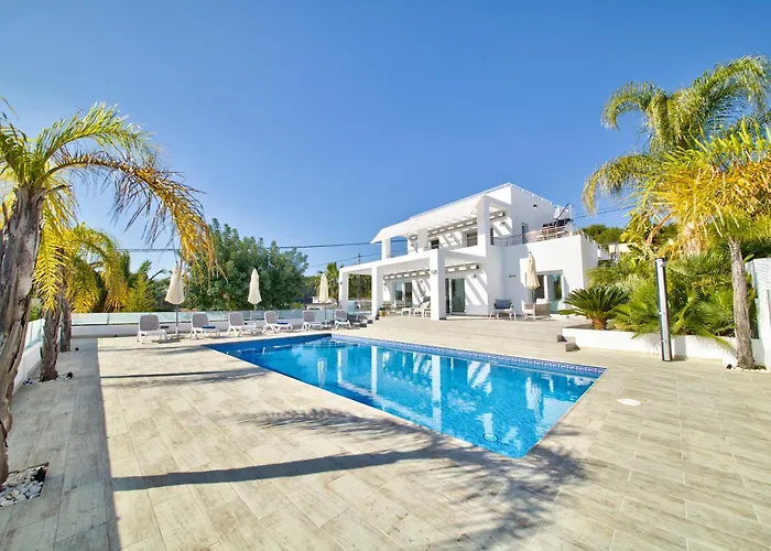 Dakar - 5 Star Luxury - 8 Guests Villa *